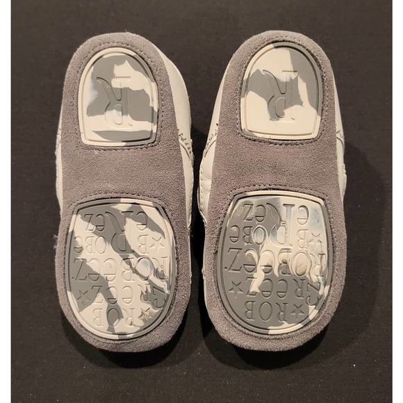 Robeez soft sole shoes - Picture 4 of 5